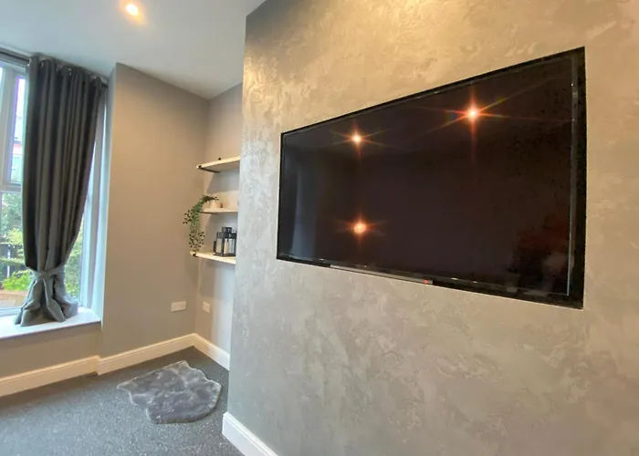 Апартаменты 1 Bed Close To Arena Sleeps Up To 4 People 3ga