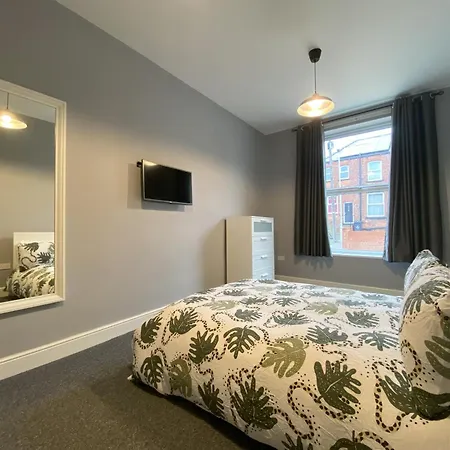 1 Bed Close To Leeds Arena Sleeps Up To 4 People 3ga Apartment *