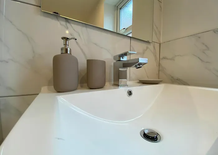 1 Bed Close To Arena Sleeps Up To 4 People 3ga